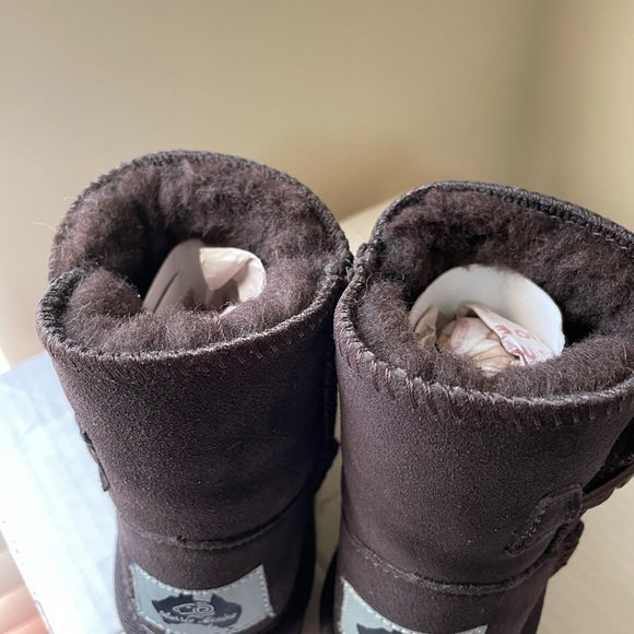 NWOT Aussie Merino Suede Kids Comfortable Boots - Picture 3 of 5